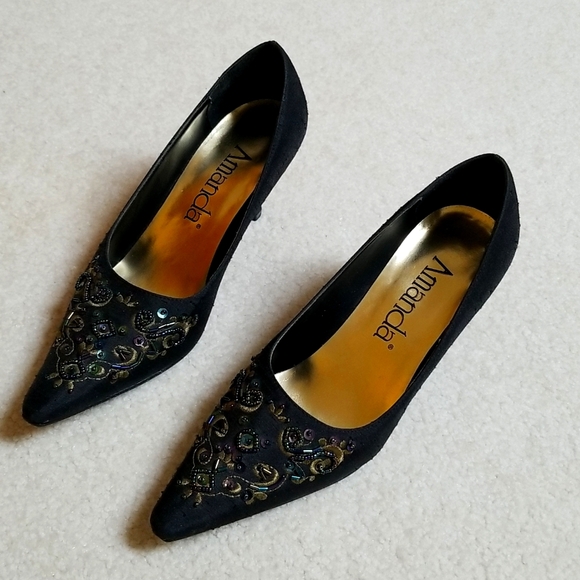 Shoes - Picture 1 of 6